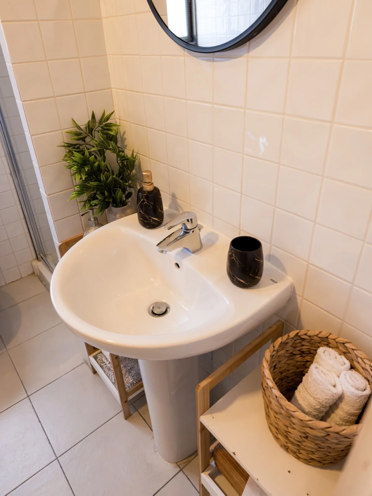 Bathroom detail at Lovely Ap — comfort and relaxation